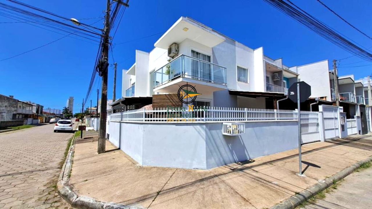 Foto do imóvel: 'Casa Geminada no bairro Itacolomi – Balneário Piçarras SC. -Aceita terreno, casa ou veiculo, dependendo de avaliação.'