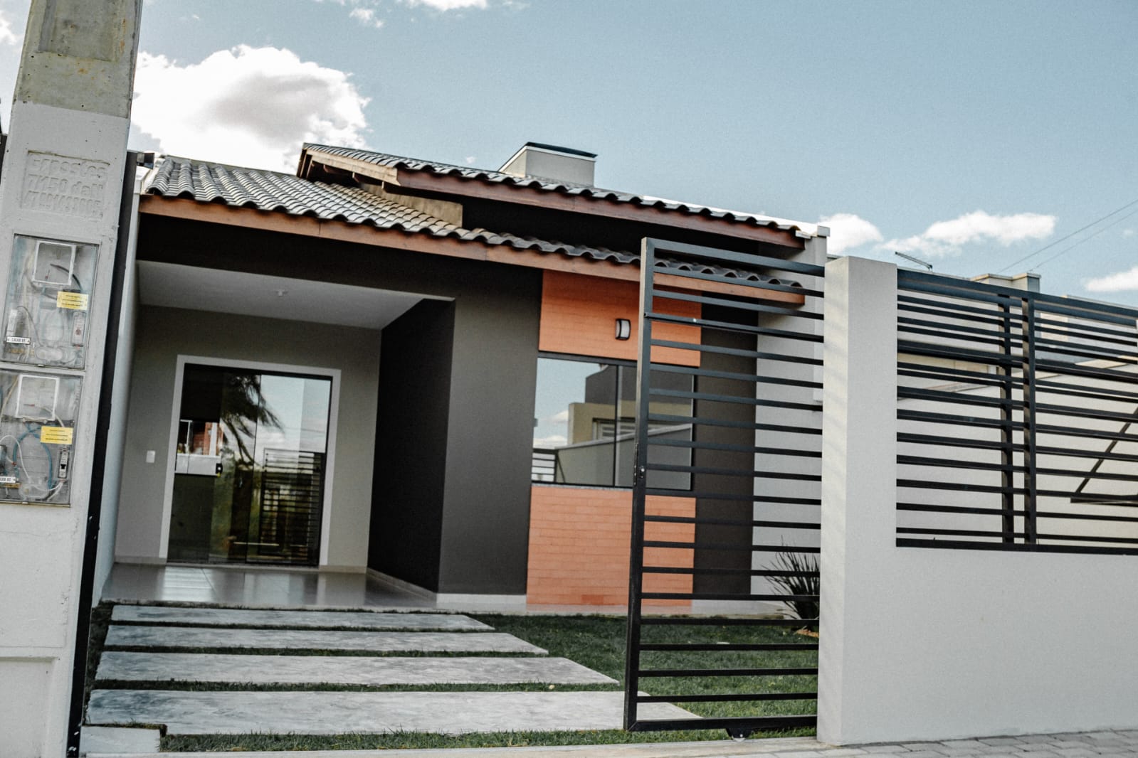 Foto do imóvel: 'Casas Geminadas no Itacolomi, Balneário Piçarras SC.'