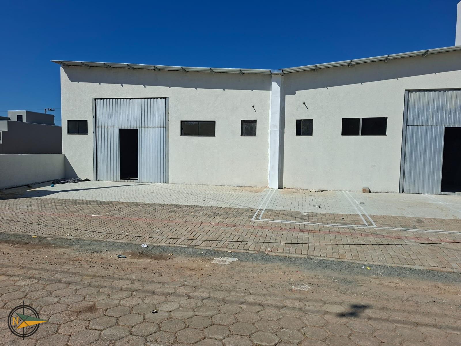 Foto do imóvel: 'Barracão / Galpão / Depósito para alugar no Itacolomi com 1 sala'