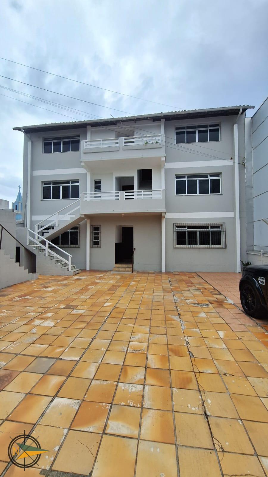 Foto do imóvel: 'Apartamento para Aluguel no Centro – 2 Quartos, 100m², a 100m da Praia'