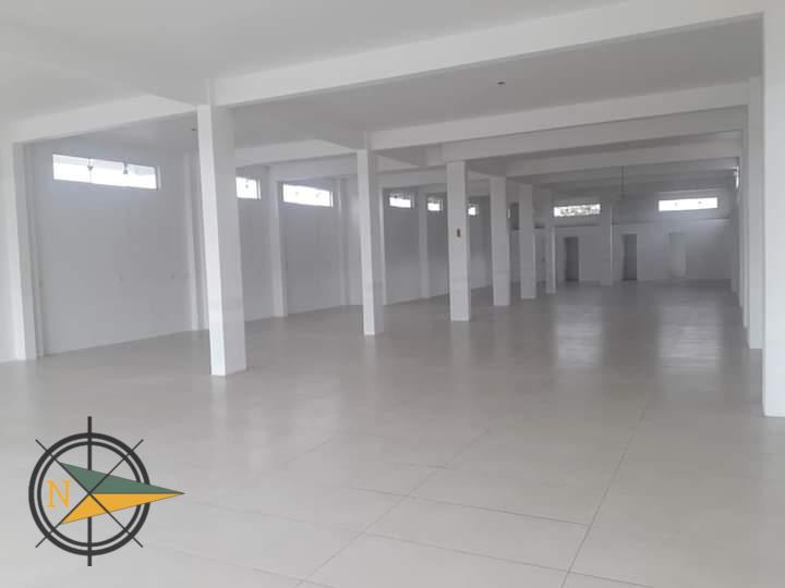 Foto do imóvel: 'Sala Comercial Ampla com 330m² no Bairro Nossa Senhora da Paz – Balneário Piçarras'