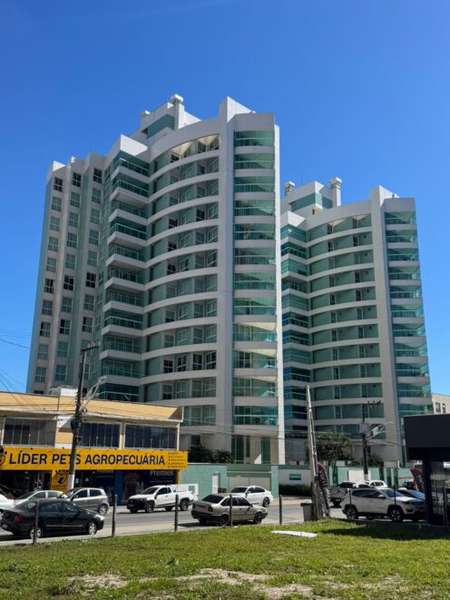Apartamento à Venda no Residencial Transatlântico | 3 Quartos, 149,70 m² e 2 Vagas | Balneário Piçarras – SC
